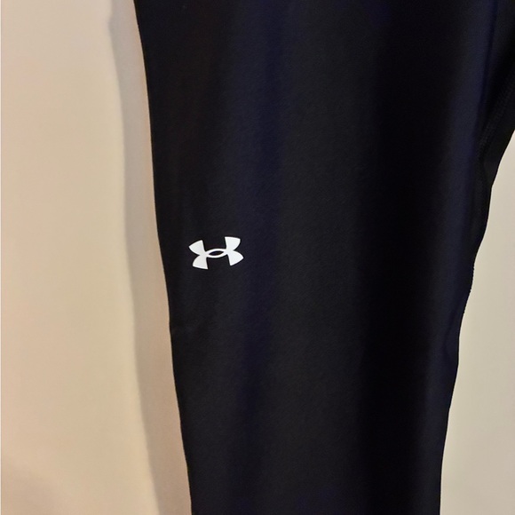 Under Armour Women's Tech Hi Rise Leggings Drop in Pocket 🆕 - Picture 9 of 12